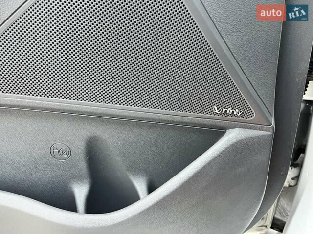 Сірий Хендай Ioniq, об'ємом двигуна 0 л та пробігом 135 тис. км за 12700 $, фото 21 на Automoto.ua