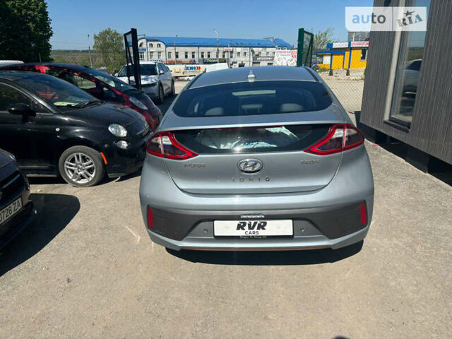 Серый Хендай Ioniq, объемом двигателя 0 л и пробегом 175 тыс. км за 13900 $, фото 2 на Automoto.ua