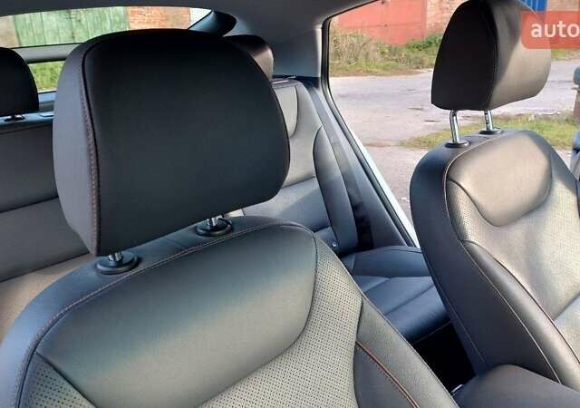 Серый Хендай Ioniq, объемом двигателя 0 л и пробегом 111 тыс. км за 14800 $, фото 54 на Automoto.ua