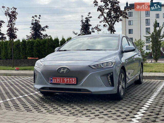 Серый Хендай Ioniq, объемом двигателя 0 л и пробегом 135 тыс. км за 12999 $, фото 30 на Automoto.ua
