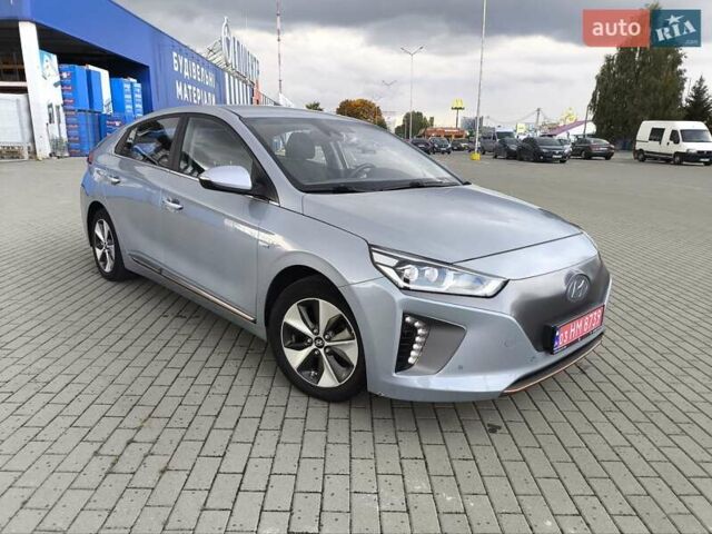 Сірий Хендай Ioniq, об'ємом двигуна 0 л та пробігом 106 тис. км за 12018 $, фото 8 на Automoto.ua