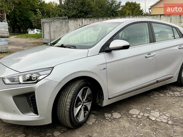Сірий Хендай Ioniq, об'ємом двигуна 0 л та пробігом 149 тис. км за 12750 $, фото 18 на Automoto.ua