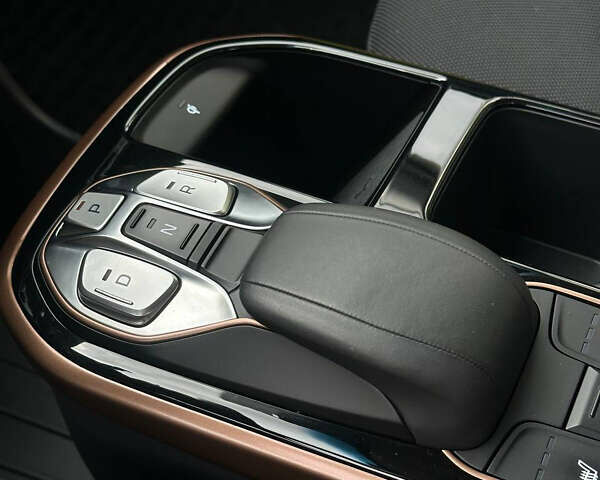 Сірий Хендай Ioniq, об'ємом двигуна 0 л та пробігом 33 тис. км за 13800 $, фото 44 на Automoto.ua