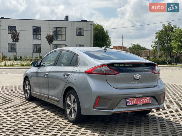 Серый Хендай Ioniq, объемом двигателя 0 л и пробегом 135 тыс. км за 12999 $, фото 17 на Automoto.ua