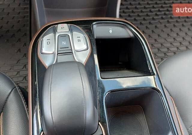 Серый Хендай Ioniq, объемом двигателя 0 л и пробегом 111 тыс. км за 14800 $, фото 40 на Automoto.ua