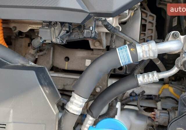 Серый Хендай Ioniq, объемом двигателя 0 л и пробегом 111 тыс. км за 14800 $, фото 48 на Automoto.ua