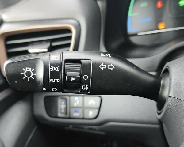 Сірий Хендай Ioniq, об'ємом двигуна 0 л та пробігом 106 тис. км за 12018 $, фото 34 на Automoto.ua