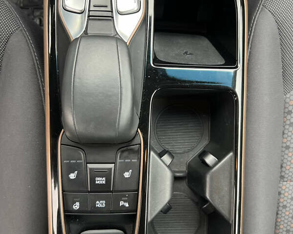 Серый Хендай Ioniq, объемом двигателя 0 л и пробегом 86 тыс. км за 13500 $, фото 14 на Automoto.ua