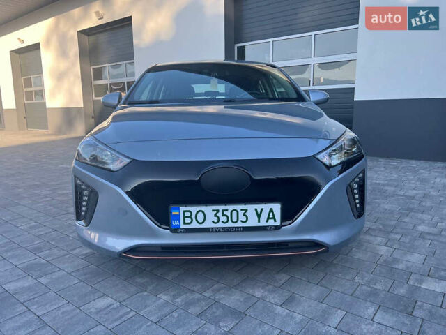 Серый Хендай Ioniq, объемом двигателя 0 л и пробегом 115 тыс. км за 11700 $, фото 1 на Automoto.ua