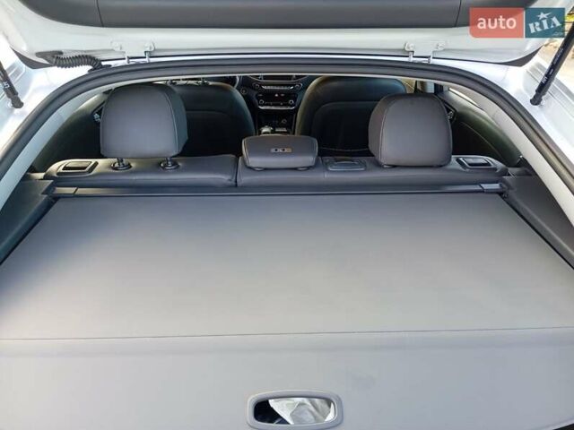 Серый Хендай Ioniq, объемом двигателя 0 л и пробегом 90 тыс. км за 13900 $, фото 32 на Automoto.ua