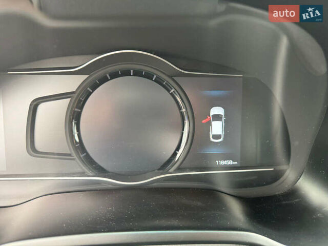 Серый Хендай Ioniq, объемом двигателя 0 л и пробегом 117 тыс. км за 13450 $, фото 9 на Automoto.ua