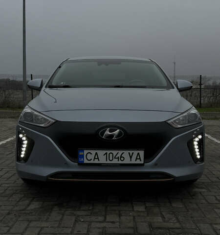Сірий Хендай Ioniq, об'ємом двигуна 0 л та пробігом 166 тис. км за 11300 $, фото 1 на Automoto.ua