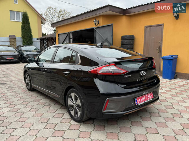 Серый Хендай Ioniq, объемом двигателя 0 л и пробегом 107 тыс. км за 12499 $, фото 7 на Automoto.ua