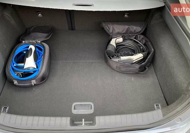 Серый Хендай Ioniq, объемом двигателя 0 л и пробегом 108 тыс. км за 13700 $, фото 15 на Automoto.ua