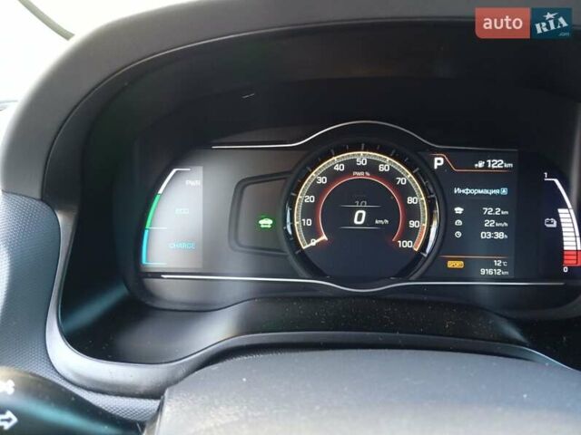 Серый Хендай Ioniq, объемом двигателя 0 л и пробегом 90 тыс. км за 13900 $, фото 20 на Automoto.ua