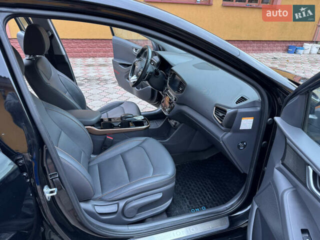 Серый Хендай Ioniq, объемом двигателя 0 л и пробегом 107 тыс. км за 12499 $, фото 19 на Automoto.ua