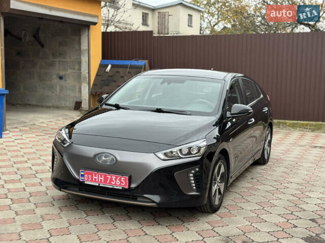 Серый Хендай Ioniq, объемом двигателя 0 л и пробегом 107 тыс. км за 12499 $, фото 1 на Automoto.ua