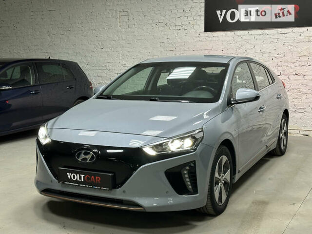 Серый Хендай Ioniq, объемом двигателя 0 л и пробегом 70 тыс. км за 14800 $, фото 4 на Automoto.ua