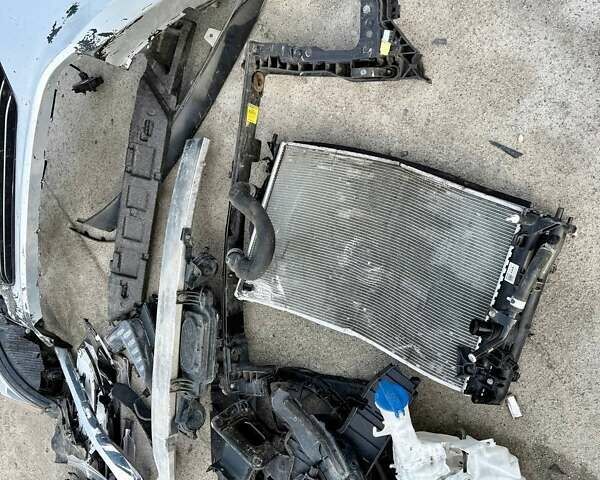 Серый Хендай Ioniq, объемом двигателя 1.6 л и пробегом 129 тыс. км за 7900 $, фото 29 на Automoto.ua