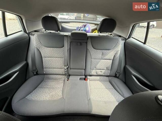 Серый Хендай Ioniq, объемом двигателя 0 л и пробегом 109 тыс. км за 14000 $, фото 16 на Automoto.ua