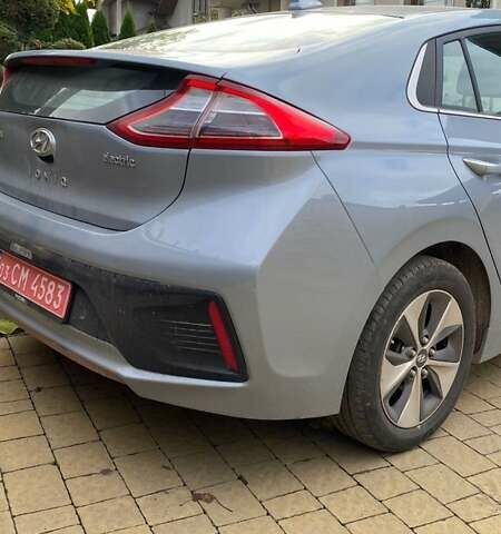 Серый Хендай Ioniq, объемом двигателя 0 л и пробегом 108 тыс. км за 13700 $, фото 32 на Automoto.ua