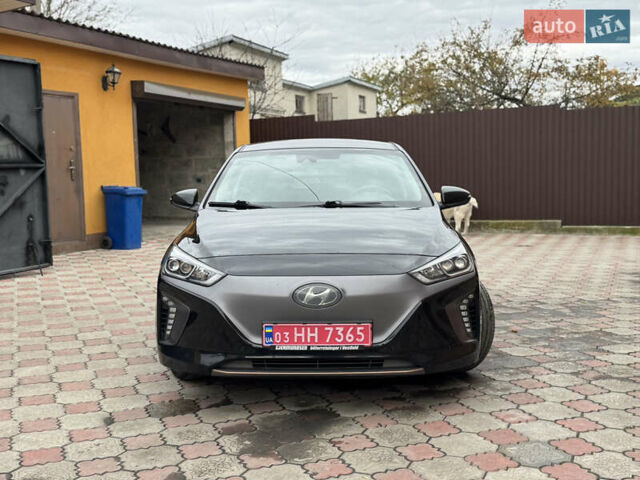 Серый Хендай Ioniq, объемом двигателя 0 л и пробегом 107 тыс. км за 12499 $, фото 52 на Automoto.ua
