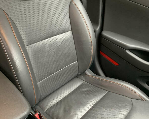 Серый Хендай Ioniq, объемом двигателя 0 л и пробегом 123 тыс. км за 13500 $, фото 9 на Automoto.ua