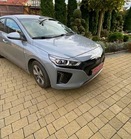 Серый Хендай Ioniq, объемом двигателя 0 л и пробегом 108 тыс. км за 13700 $, фото 33 на Automoto.ua