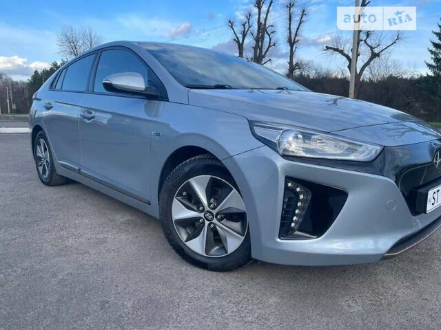 Серый Хендай Ioniq, объемом двигателя 0 л и пробегом 115 тыс. км за 12800 $, фото 13 на Automoto.ua