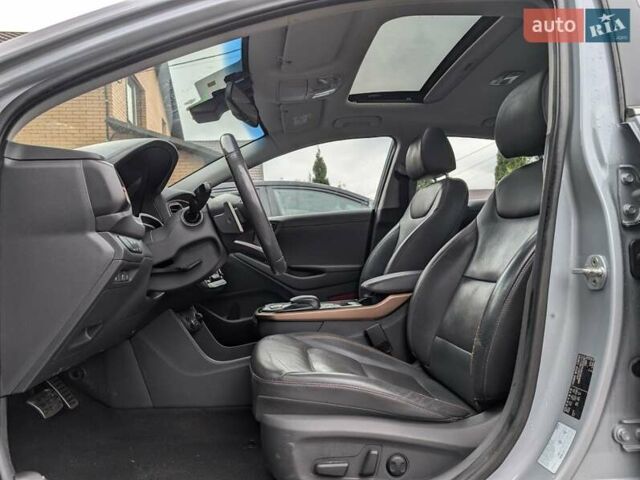 Серый Хендай Ioniq, объемом двигателя 0 л и пробегом 136 тыс. км за 12600 $, фото 13 на Automoto.ua
