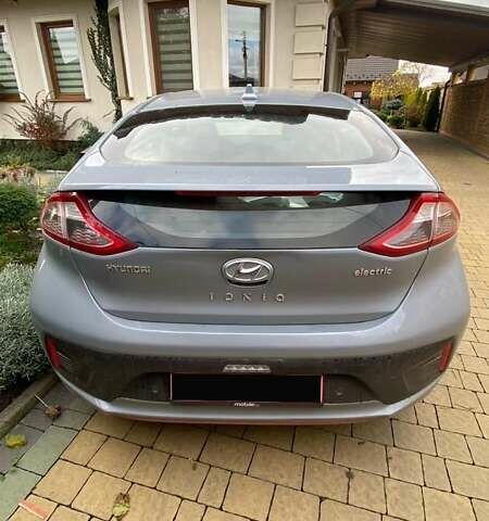 Серый Хендай Ioniq, объемом двигателя 0 л и пробегом 108 тыс. км за 13700 $, фото 27 на Automoto.ua