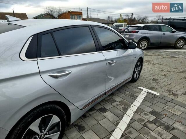Серый Хендай Ioniq, объемом двигателя 0 л и пробегом 137 тыс. км за 12950 $, фото 18 на Automoto.ua