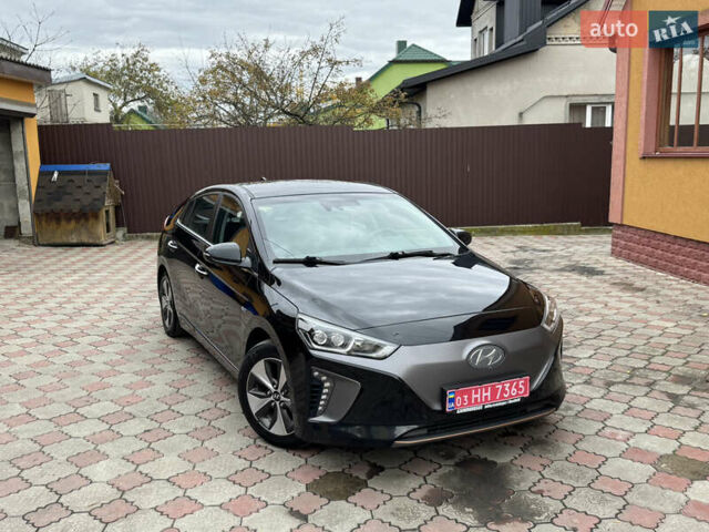 Серый Хендай Ioniq, объемом двигателя 0 л и пробегом 107 тыс. км за 12499 $, фото 54 на Automoto.ua