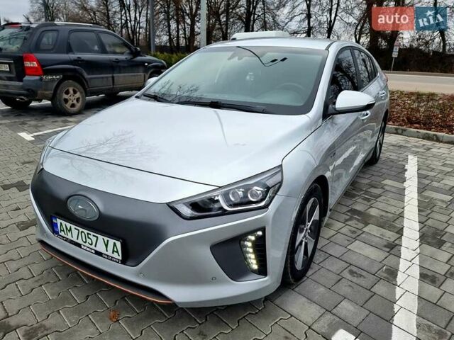 Серый Хендай Ioniq, объемом двигателя 0 л и пробегом 137 тыс. км за 12950 $, фото 11 на Automoto.ua