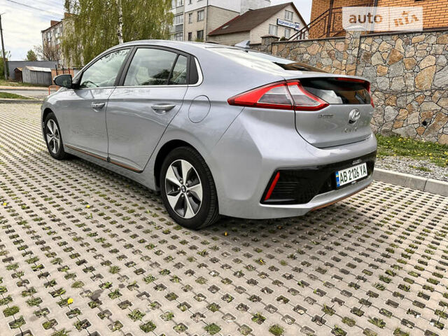 Сірий Хендай Ioniq, об'ємом двигуна 0 л та пробігом 80 тис. км за 14600 $, фото 1 на Automoto.ua