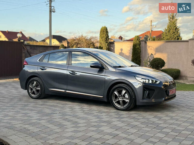 Серый Хендай Ioniq, объемом двигателя 0 л и пробегом 109 тыс. км за 13899 $, фото 8 на Automoto.ua
