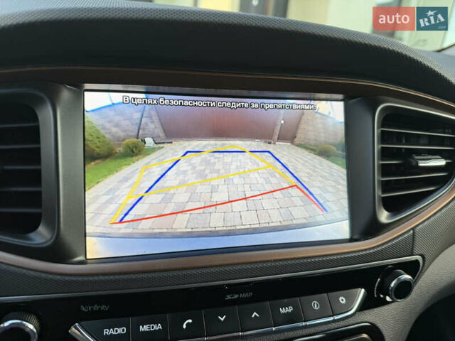 Серый Хендай Ioniq, объемом двигателя 0 л и пробегом 109 тыс. км за 13899 $, фото 42 на Automoto.ua