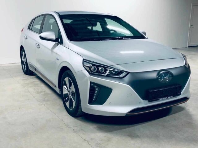 Сірий Хендай Ioniq, об'ємом двигуна 0 л та пробігом 93 тис. км за 13100 $, фото 1 на Automoto.ua