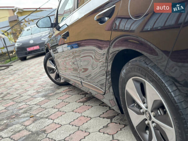 Серый Хендай Ioniq, объемом двигателя 0 л и пробегом 107 тыс. км за 12499 $, фото 62 на Automoto.ua