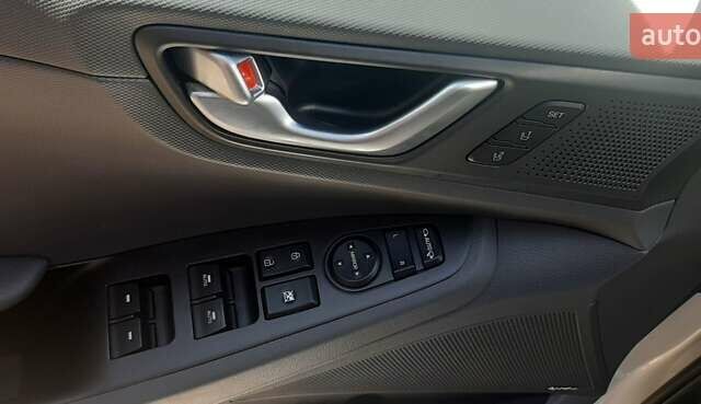 Серый Хендай Ioniq, объемом двигателя 0 л и пробегом 100 тыс. км за 10800 $, фото 17 на Automoto.ua