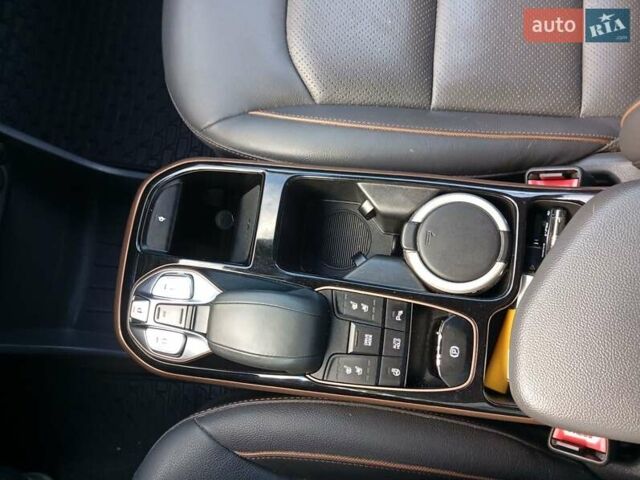 Серый Хендай Ioniq, объемом двигателя 0 л и пробегом 90 тыс. км за 13900 $, фото 29 на Automoto.ua