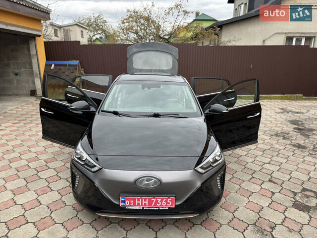 Серый Хендай Ioniq, объемом двигателя 0 л и пробегом 107 тыс. км за 12499 $, фото 23 на Automoto.ua