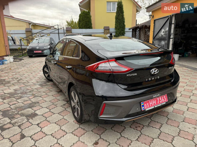 Серый Хендай Ioniq, объемом двигателя 0 л и пробегом 107 тыс. км за 12499 $, фото 61 на Automoto.ua