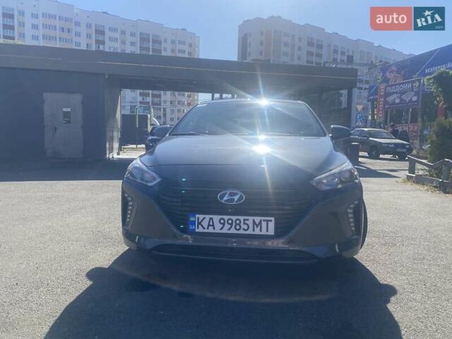 Серый Хендай Ioniq, объемом двигателя 1.58 л и пробегом 99 тыс. км за 17900 $, фото 11 на Automoto.ua