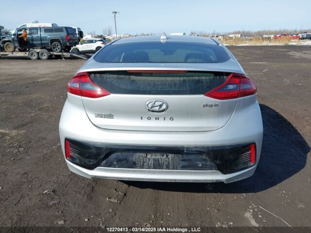 Серый Хендай Ioniq, объемом двигателя 1.6 л и пробегом 137 тыс. км за 9900 $, фото 4 на Automoto.ua