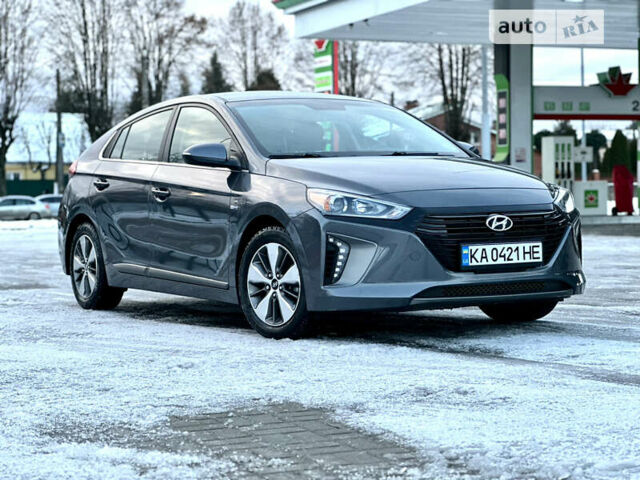 Серый Хендай Ioniq, объемом двигателя 1.6 л и пробегом 60 тыс. км за 19300 $, фото 14 на Automoto.ua