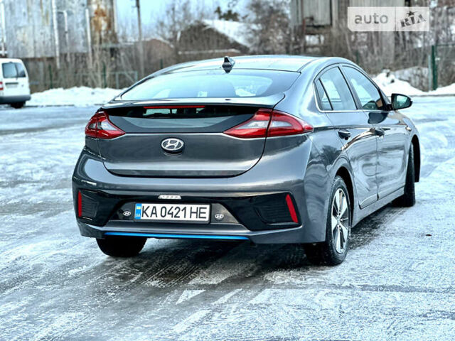 Серый Хендай Ioniq, объемом двигателя 1.6 л и пробегом 60 тыс. км за 19300 $, фото 24 на Automoto.ua