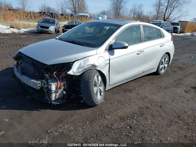 Серый Хендай Ioniq, объемом двигателя 1.6 л и пробегом 137 тыс. км за 9900 $, фото 2 на Automoto.ua
