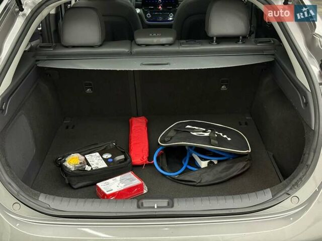 Серый Хендай Ioniq, объемом двигателя 0 л и пробегом 132 тыс. км за 15732 $, фото 33 на Automoto.ua