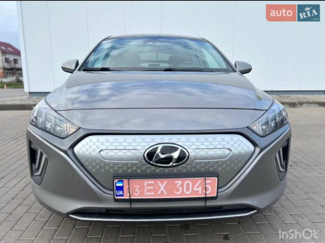 Сірий Хендай Ioniq, об'ємом двигуна 0 л та пробігом 110 тис. км за 14300 $, фото 2 на Automoto.ua